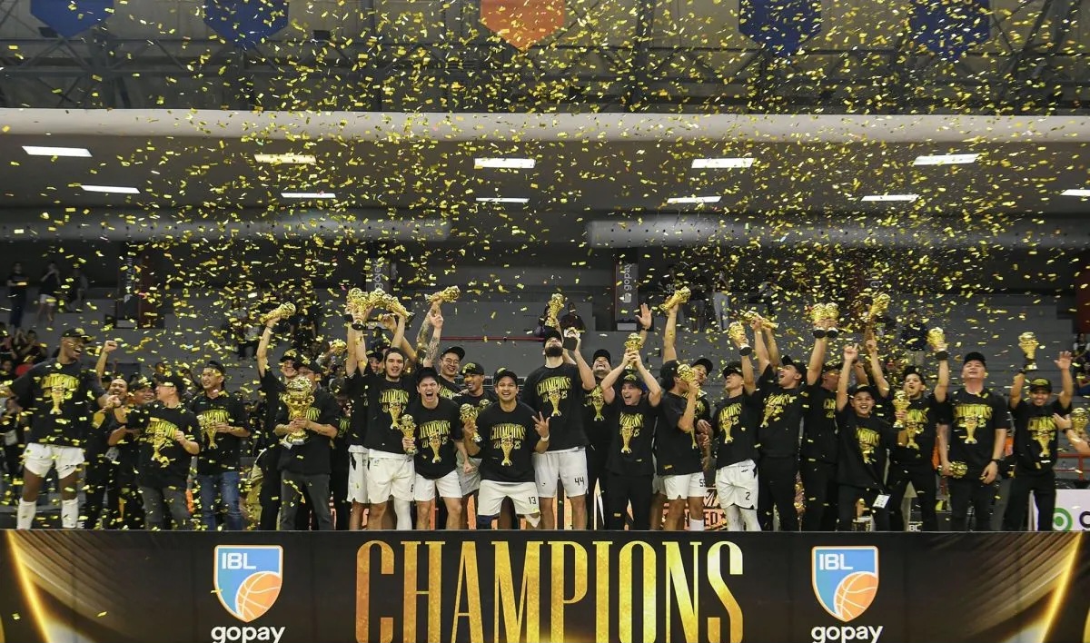 Dewa United Cetak Sejarah Juara IBL 2025