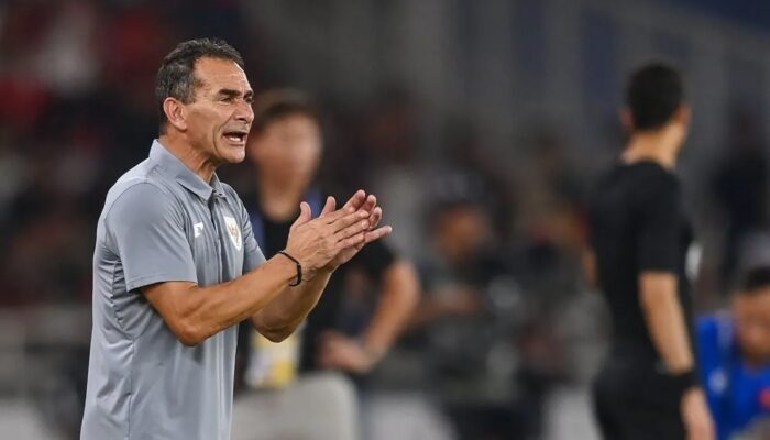 Vanenburg Tak Peduli Rekor Buruk Lawan Pelatih Korsel