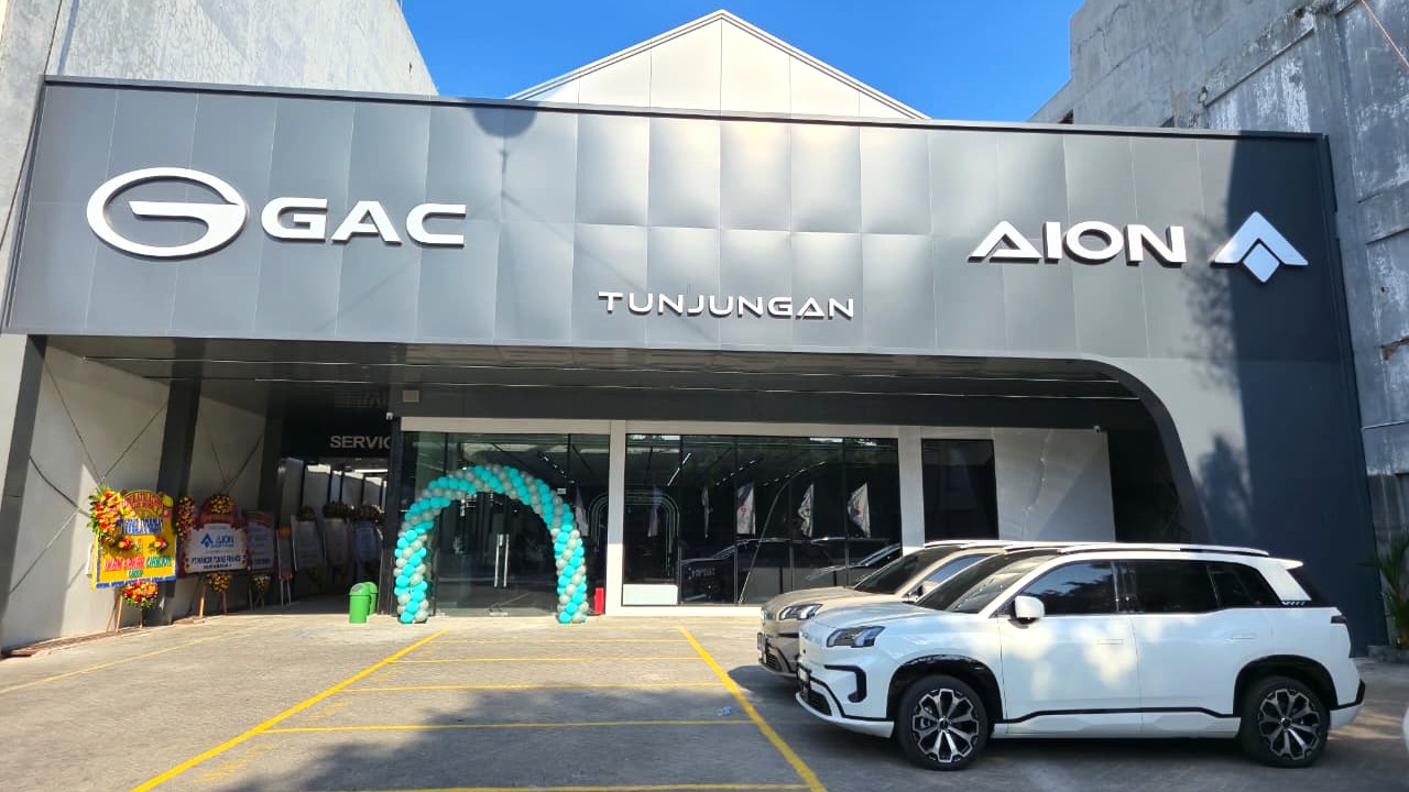 Aion Smart Tunjungan Resmi Dibuka di Surabaya, Diler Mobil Listrik Kini Lebih Dekat