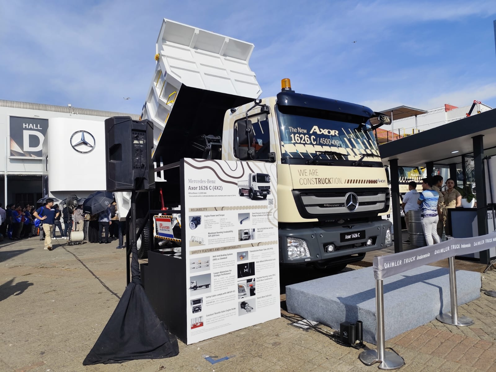 DCVI Luncurkan Mercedes-Benz Axor 1626 C di Ajang Construction & Mining Indonesia 2025