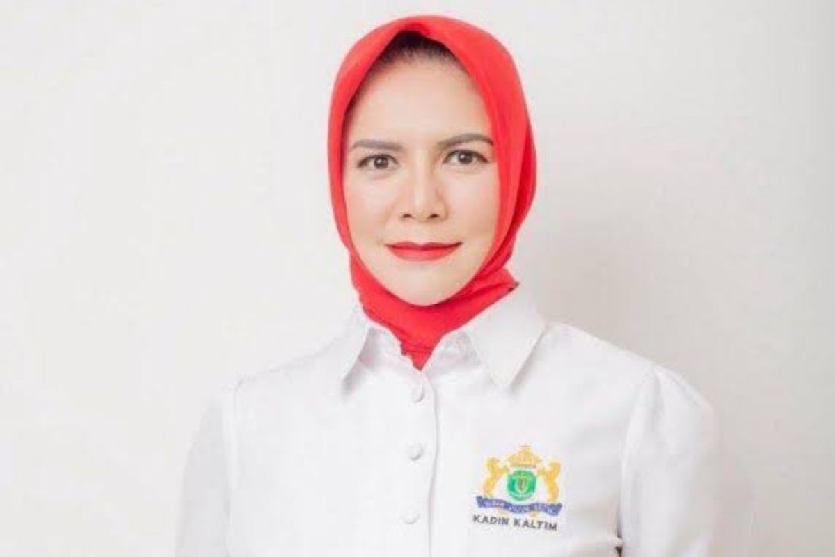 BREAKING! KPK Tahan Donna Faroek Terkait Dugaan Suap Izin Tambang