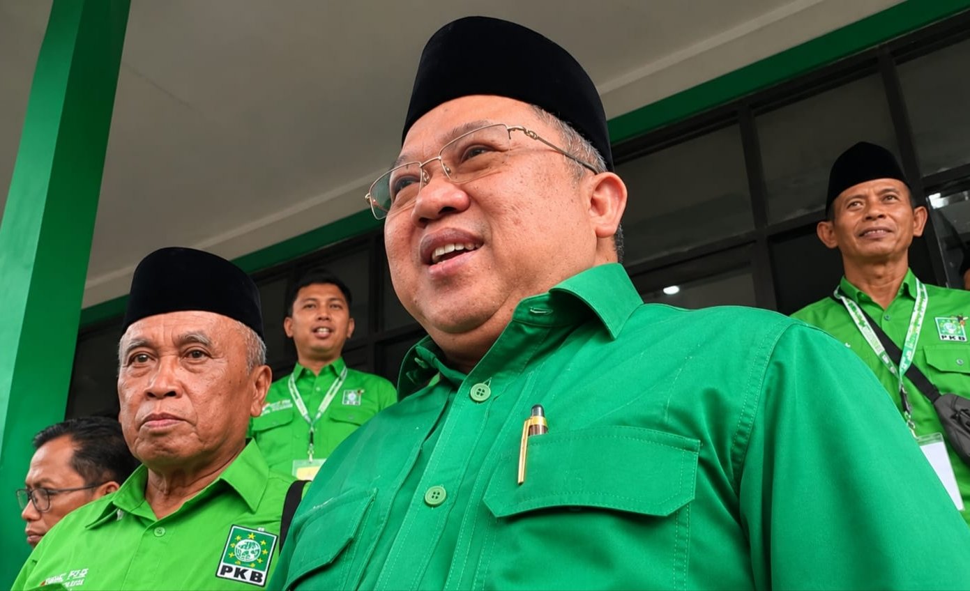 Politik Kemeja Hijau: Syaifullah Tamliha Hadiri Acara Internal PKB